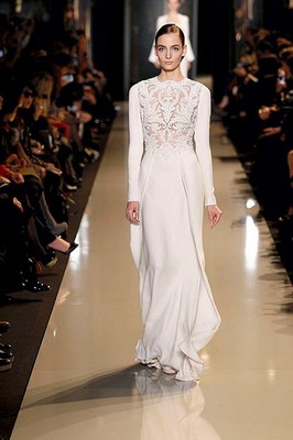 Elie Saab Fashion show 